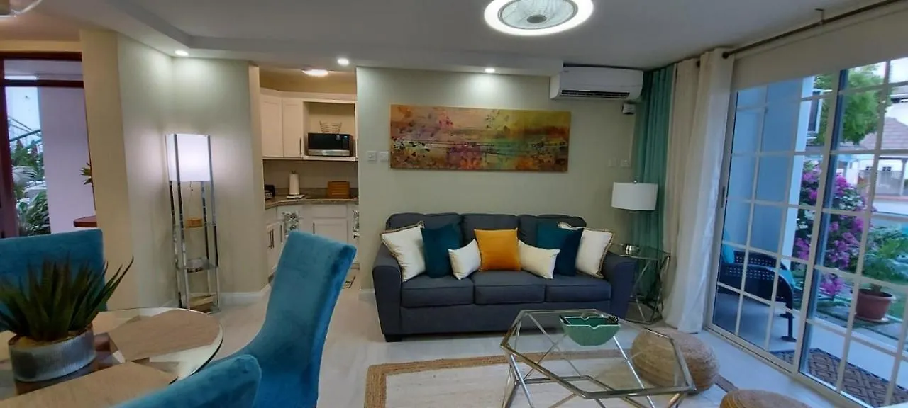 Aparthotel Almond Grove At Sand Castle Ocho Rios