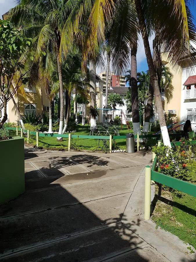 Almond Grove At Sand Castle Ocho Rios
