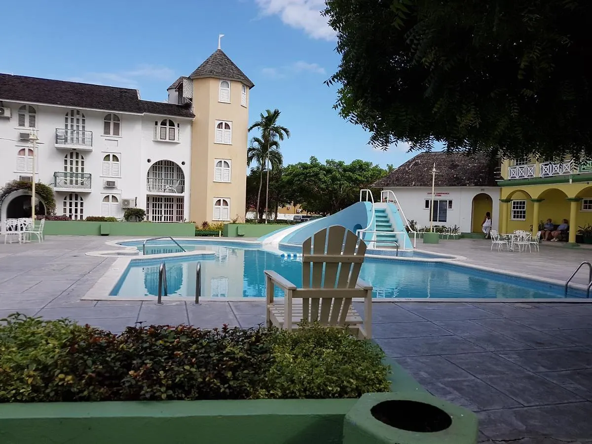 Aparthotel Almond Grove At Sand Castle Ocho Rios
